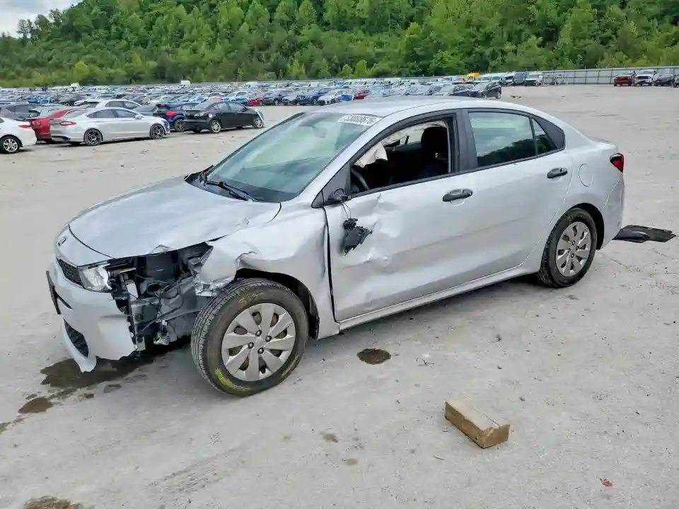 3KPA24AB8JE070795 2018 KIA RIO-0