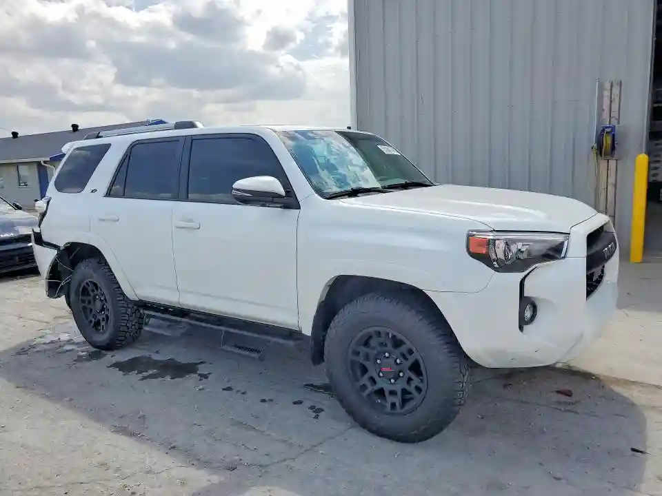 JTENU5JR1R6231774 2024 TOYOTA 4RUNNER-3
