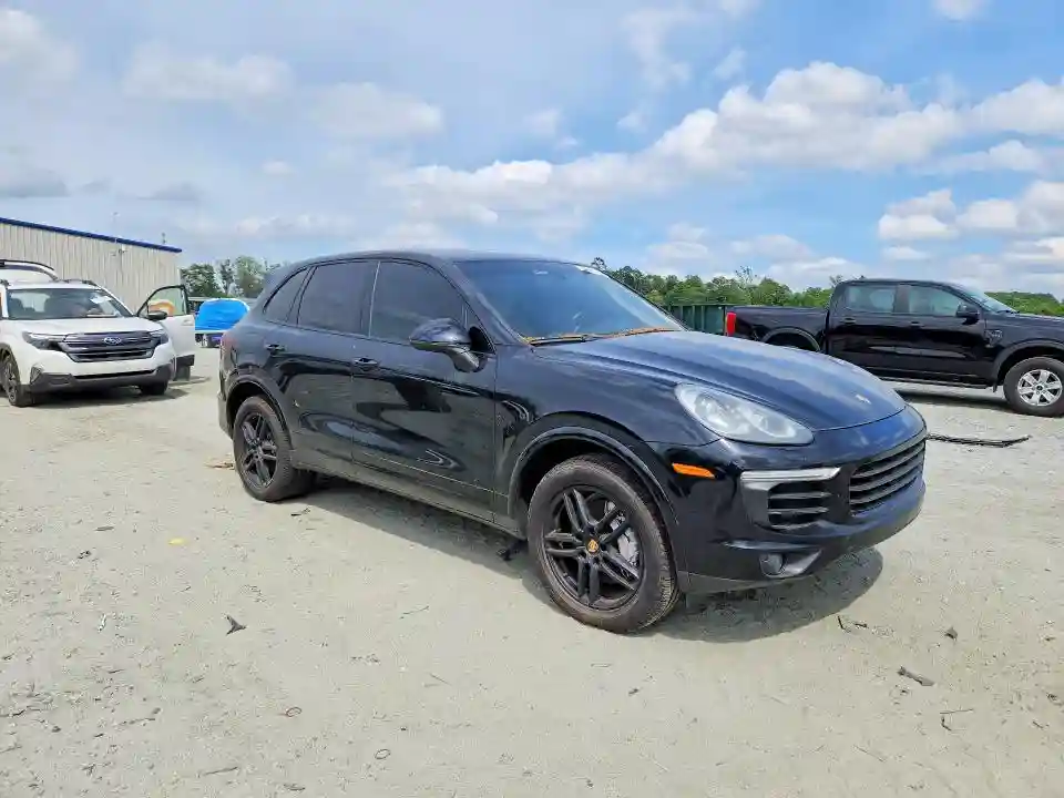 WP1AA2A26JKA01395 2018 PORSCHE CAYENNE-3
