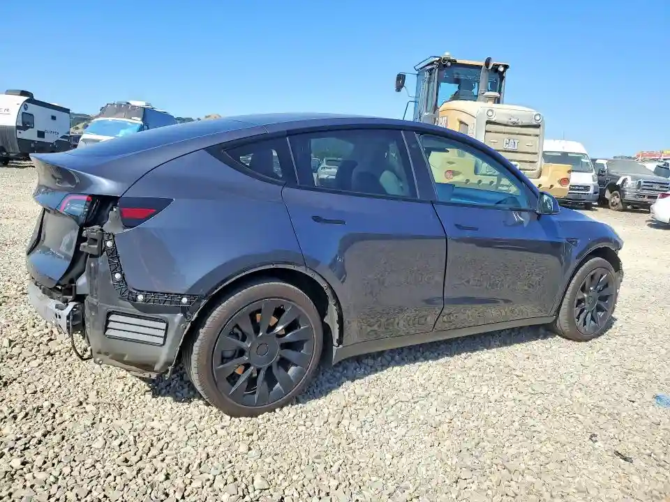 5YJYGAEE2MF158209 2021 TESLA MODEL Y-2