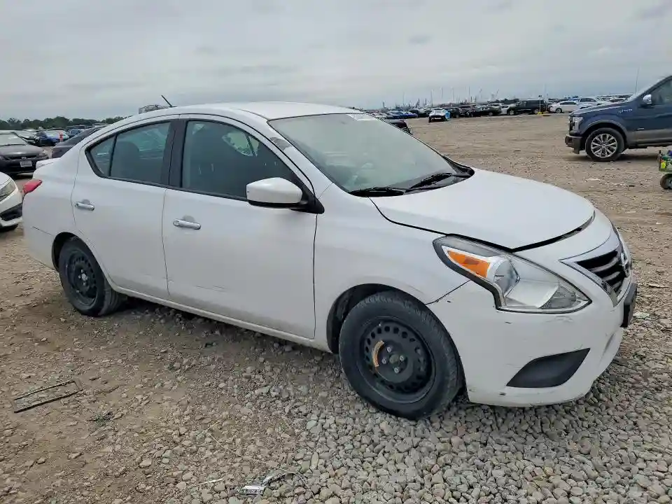 3N1CN7AP4KL850788 2019 NISSAN VERSA-3