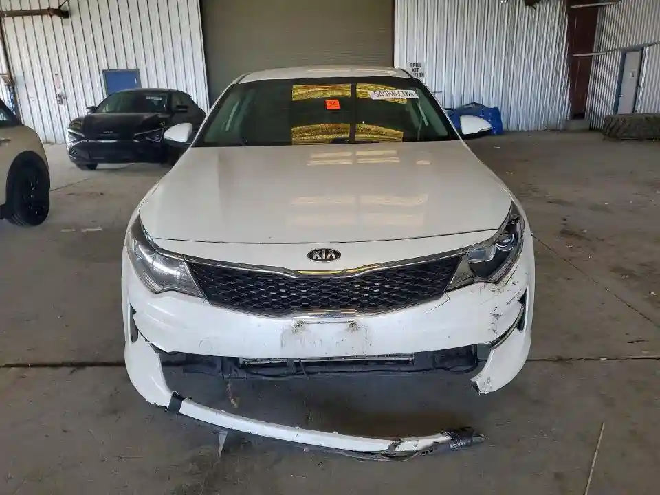 KNAGT4L33G5100977 2016 KIA OPTIMA-4