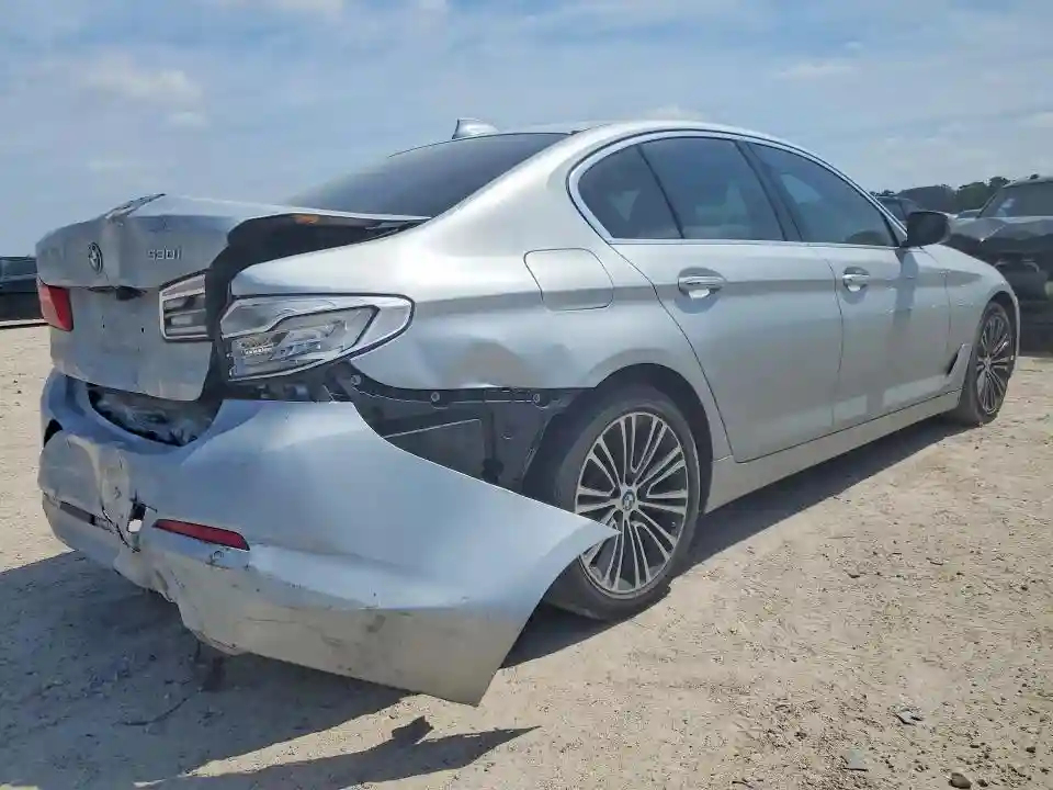WBAJA5C51JWA57179 2018 BMW 5 SERIES-2