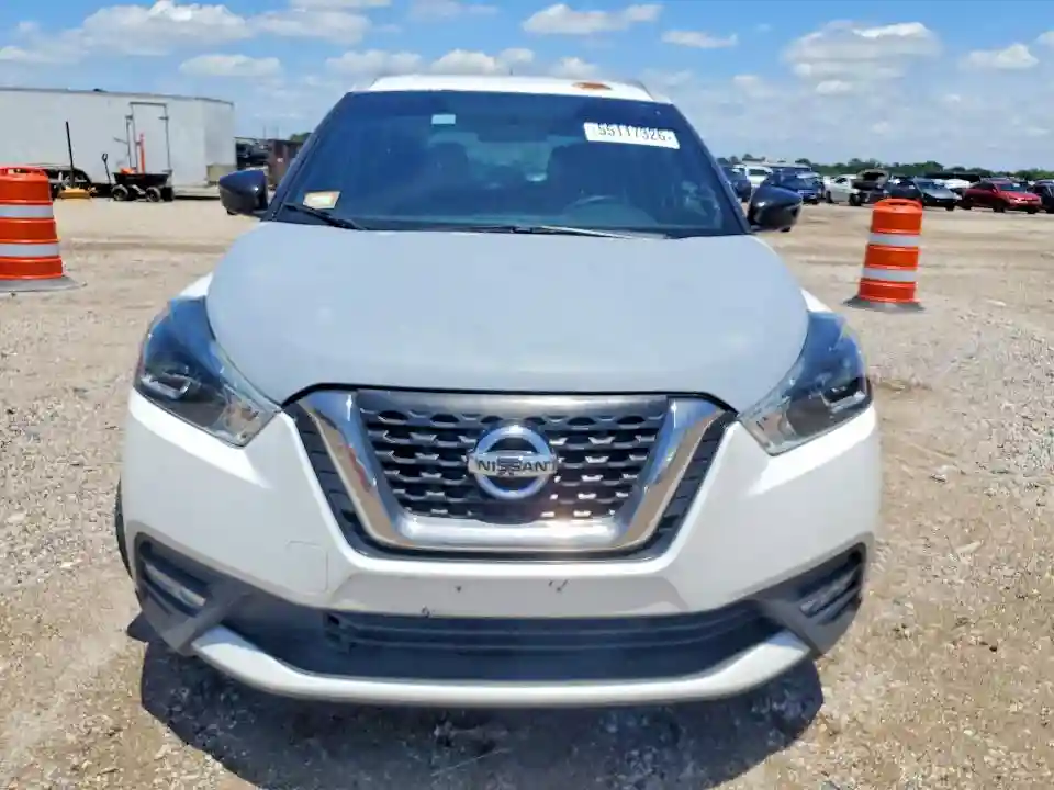 3N1CP5CUXJL541861 2018 NISSAN KICKS-4