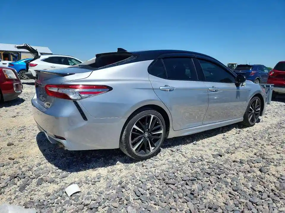 4T1B61HK5KU190050 2019 TOYOTA CAMRY-2
