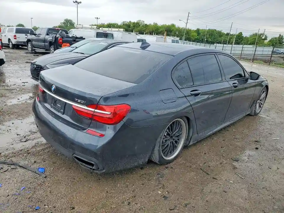 WBA7F2C58HG421917 2017 BMW 7 SERIES-2