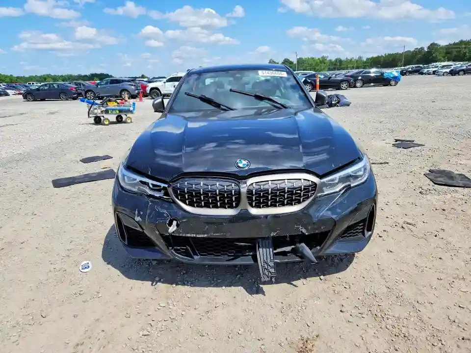 3MW5U9J08M8B70984 2021 BMW M3-4