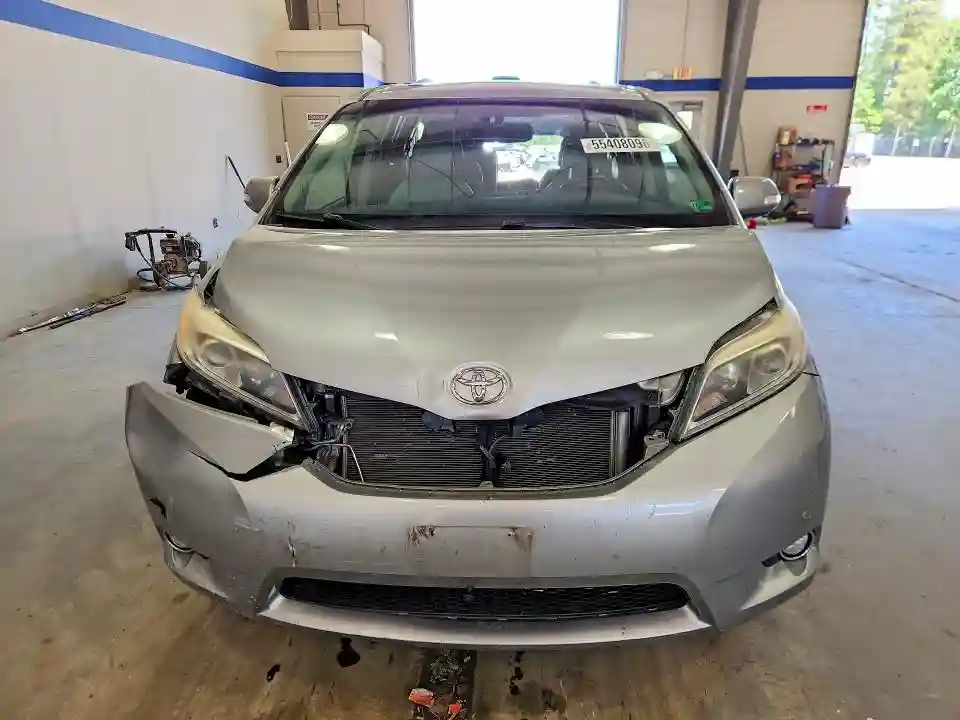 5TDDK3DC7FS094806 2015 TOYOTA SIENNA-4