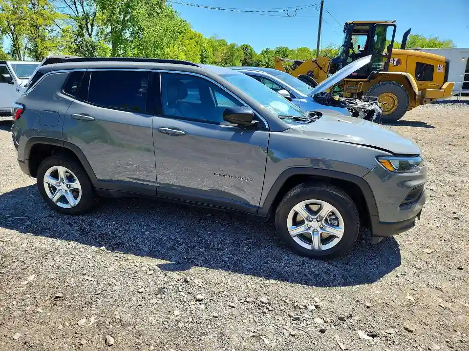 3C4NJDBN7RT607127 2024 JEEP COMPASS-3