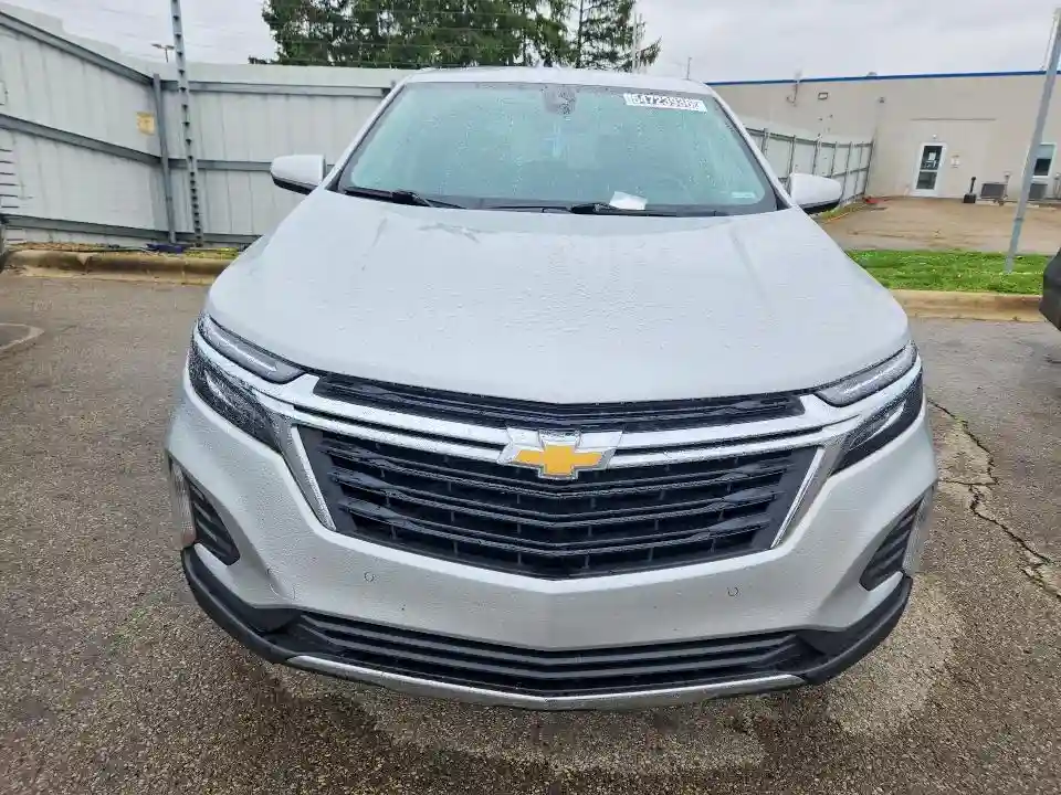 2GNAXTEV3N6145061 2022 CHEVROLET EQUINOX-4