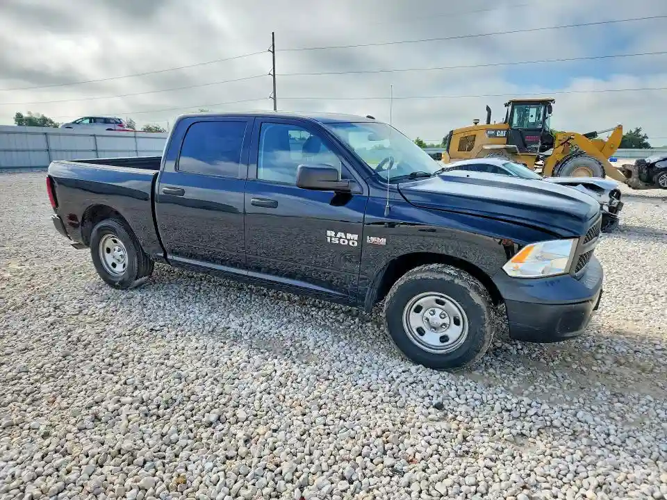 3C6RR6KT9HG668384 2017 RAM 1500-3