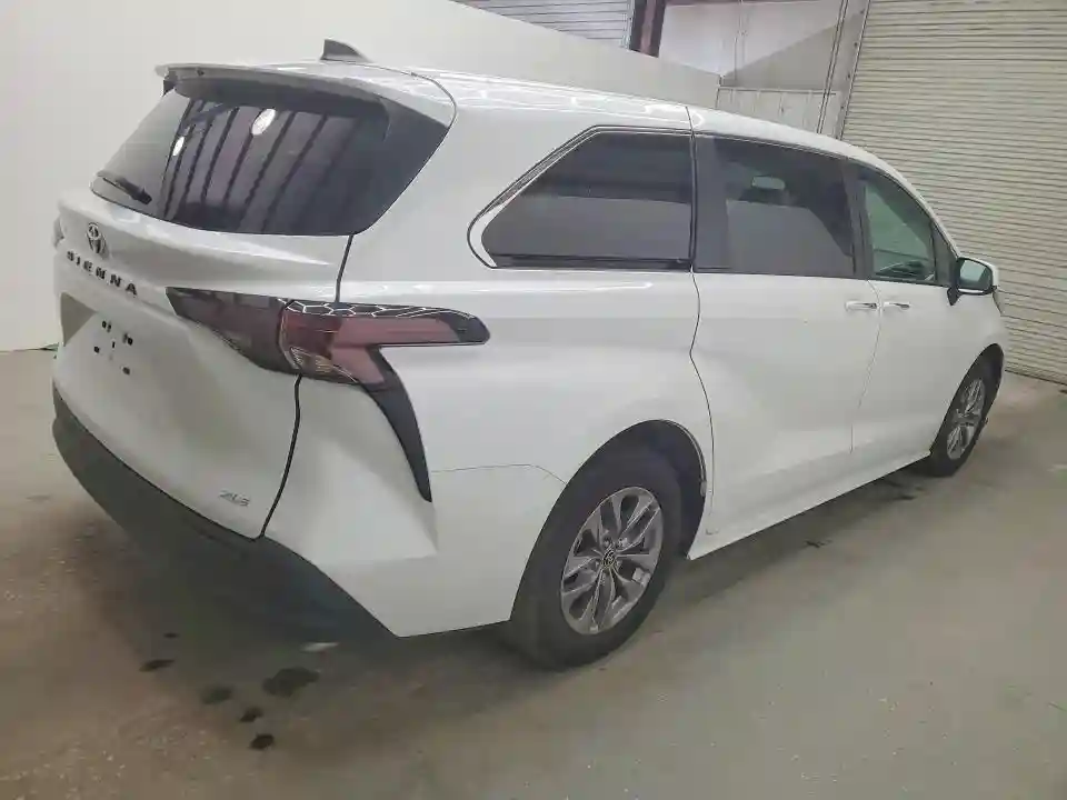 5TDYRKEC1SS262276 2025 TOYOTA SIENNA-2