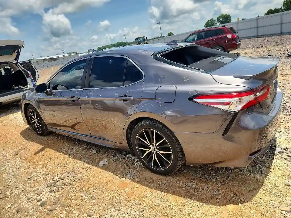 4T1G11AK6MU409213 2021 TOYOTA CAMRY-1