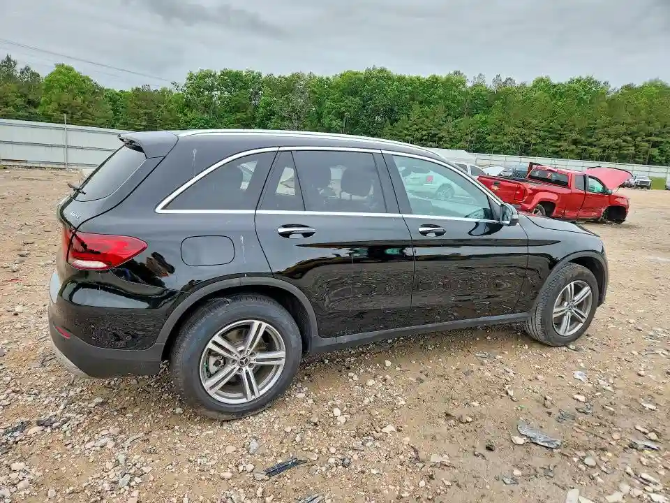 W1N0G8EB5MF972838 2021 MERCEDES-BENZ GLC-CLASS-2