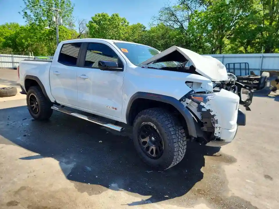 1GTP6DEKXR1263053 2024 GMC CANYON-3