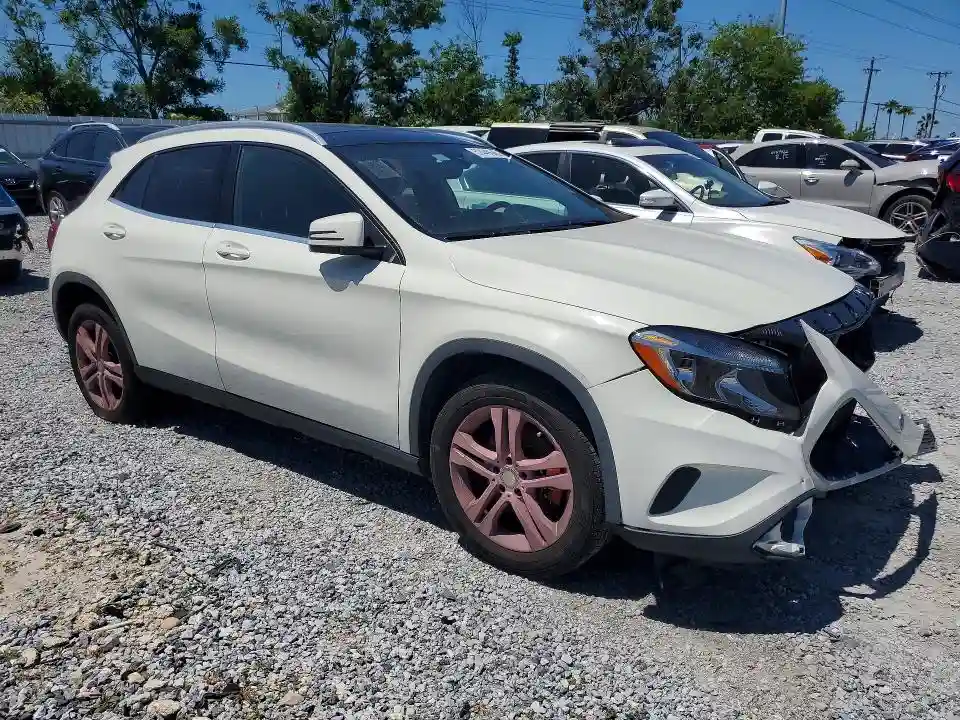 WDCTG4GB1HJ284987 2017 MERCEDES-BENZ GLA-CLASS-3