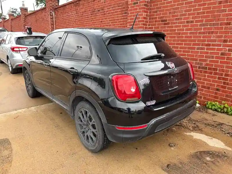 ZFBCFYCB9JP642932 2018 FIAT 500-2