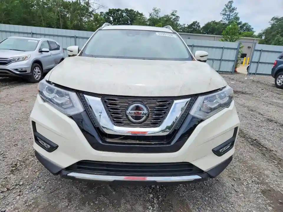 JN8AT2MT7JW491486 2018 NISSAN ROGUE-4