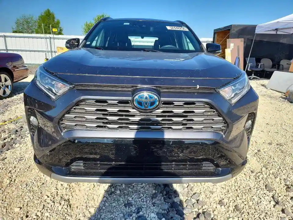 2T3E6RFV0MW014008 2021 TOYOTA RAV4-4