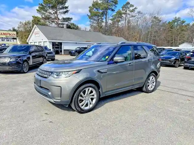 SALRRBBK0HA038494 2017 LAND ROVER DISCOVERY-1