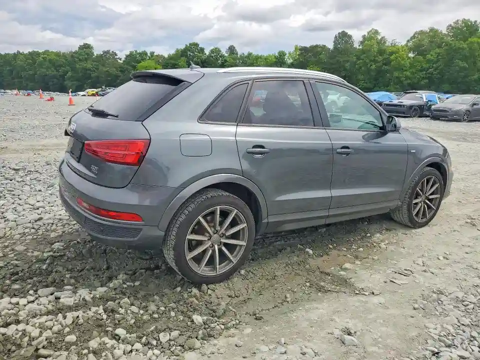 WA1ECCFS9JR025249 2018 AUDI Q3-2