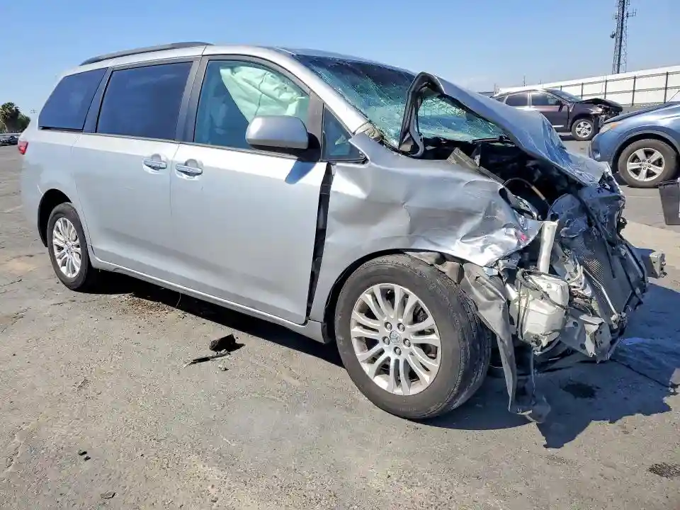 5TDYK3DC0FS627662 2015 TOYOTA SIENNA-3