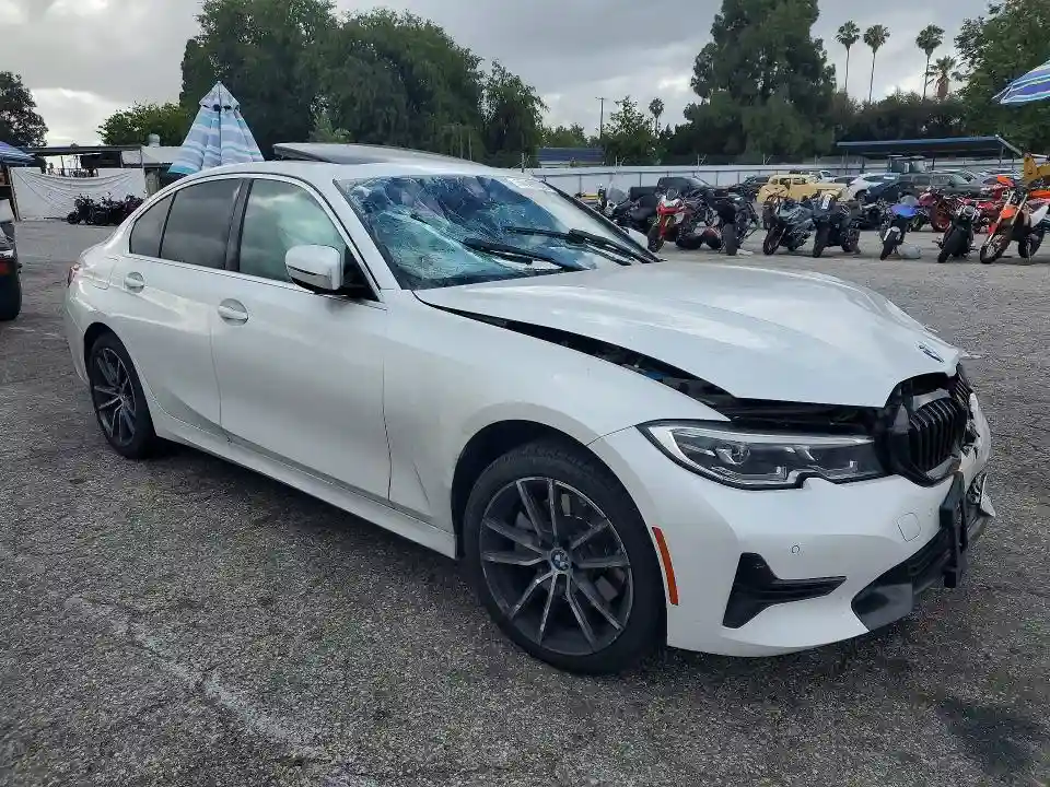 3MW5R1J07M8B49904 2021 BMW 3 SERIES-3