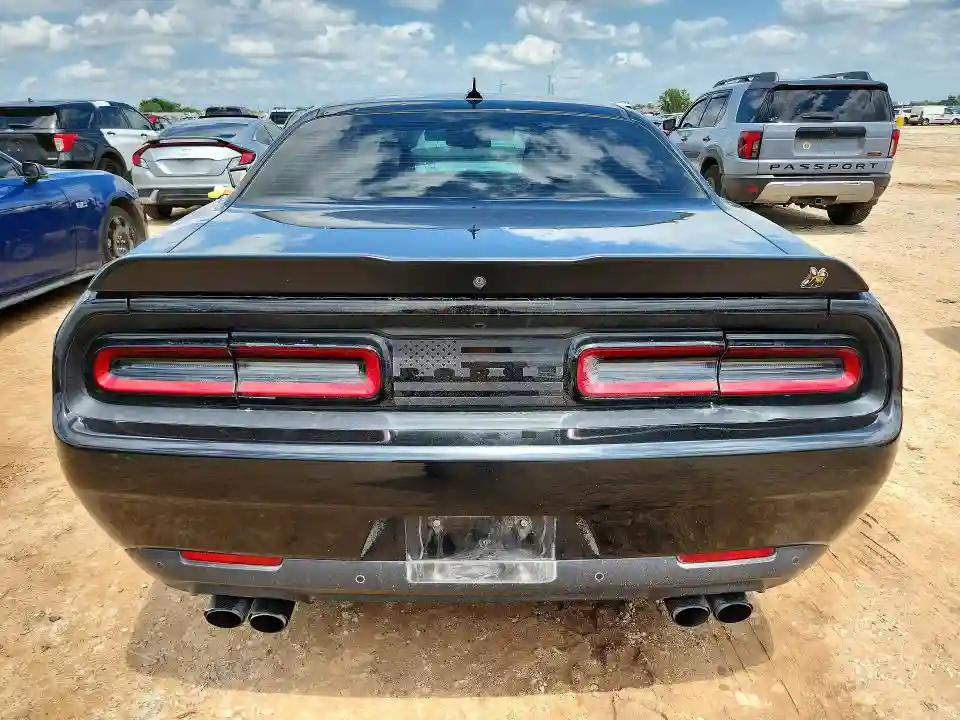 2C3CDZFJ8LH235918 2020 DODGE CHALLENGER-5