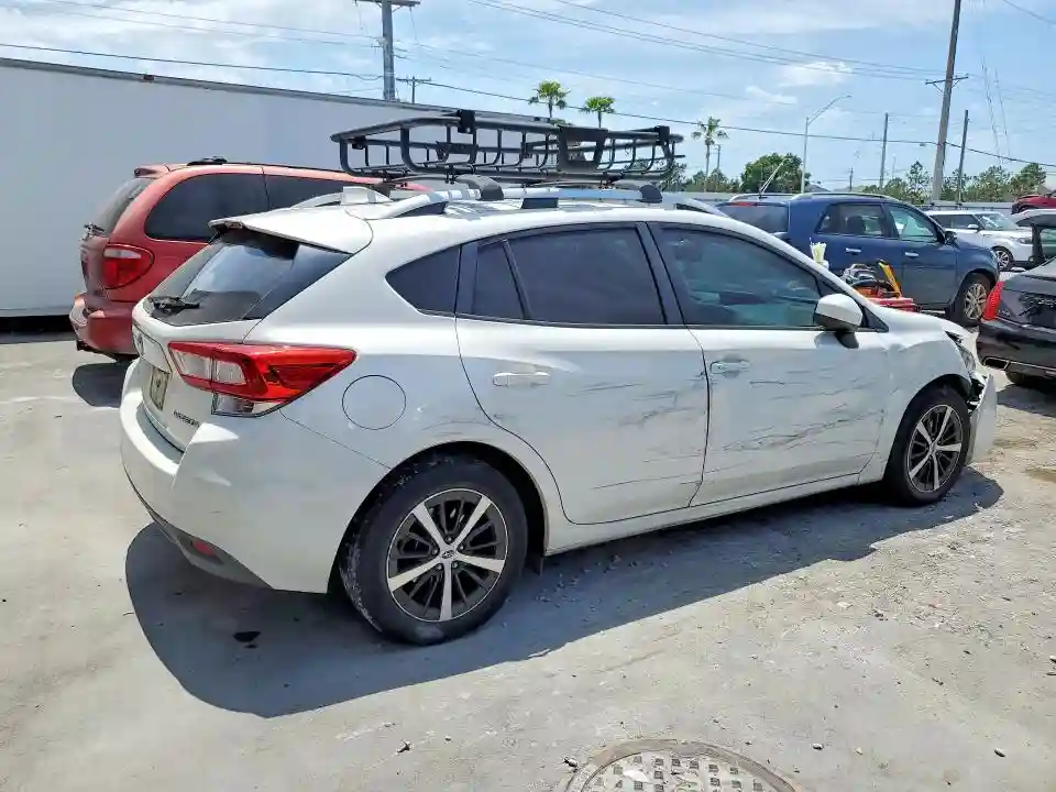 4S3GTAC66K3728869 2019 SUBARU IMPREZA-2