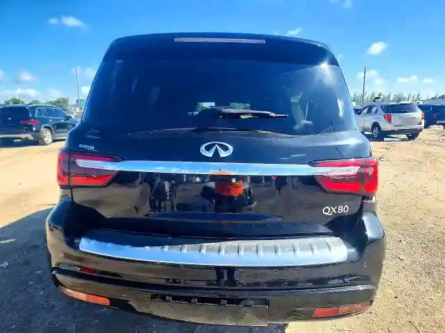 JN8AZ2BF5M9715899 2021 INFINITI QX80-5