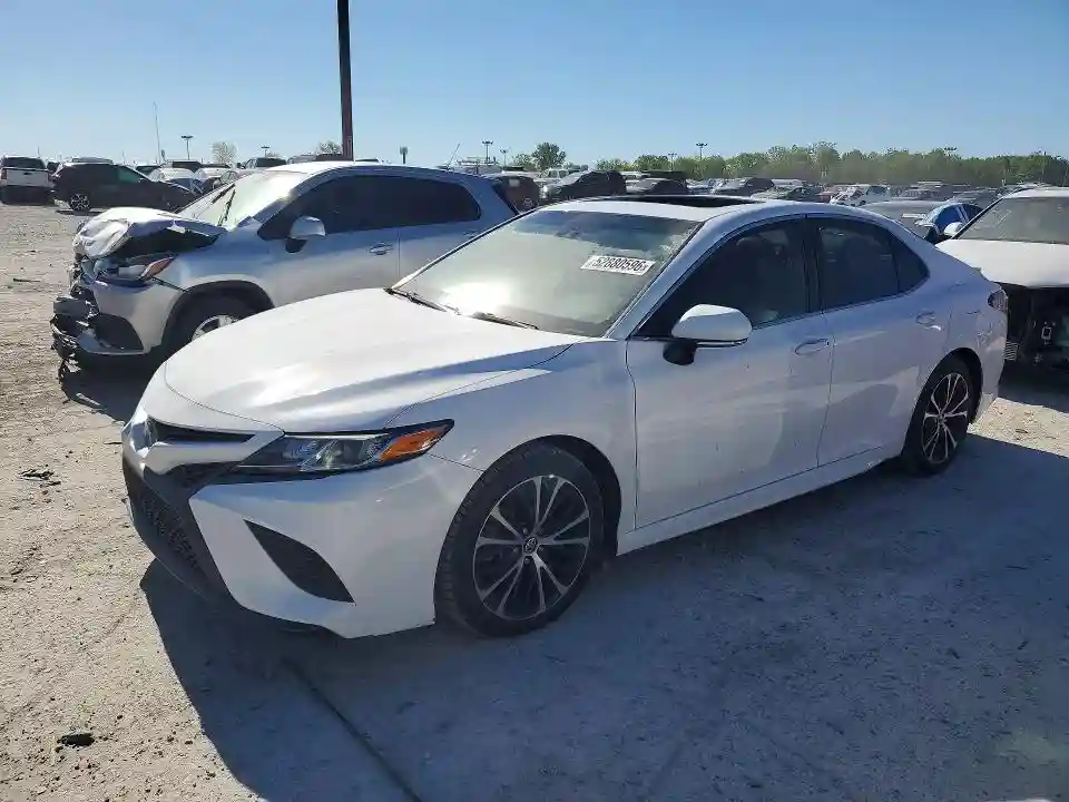 4T1B11HK3JU540899 2018 TOYOTA CAMRY-0