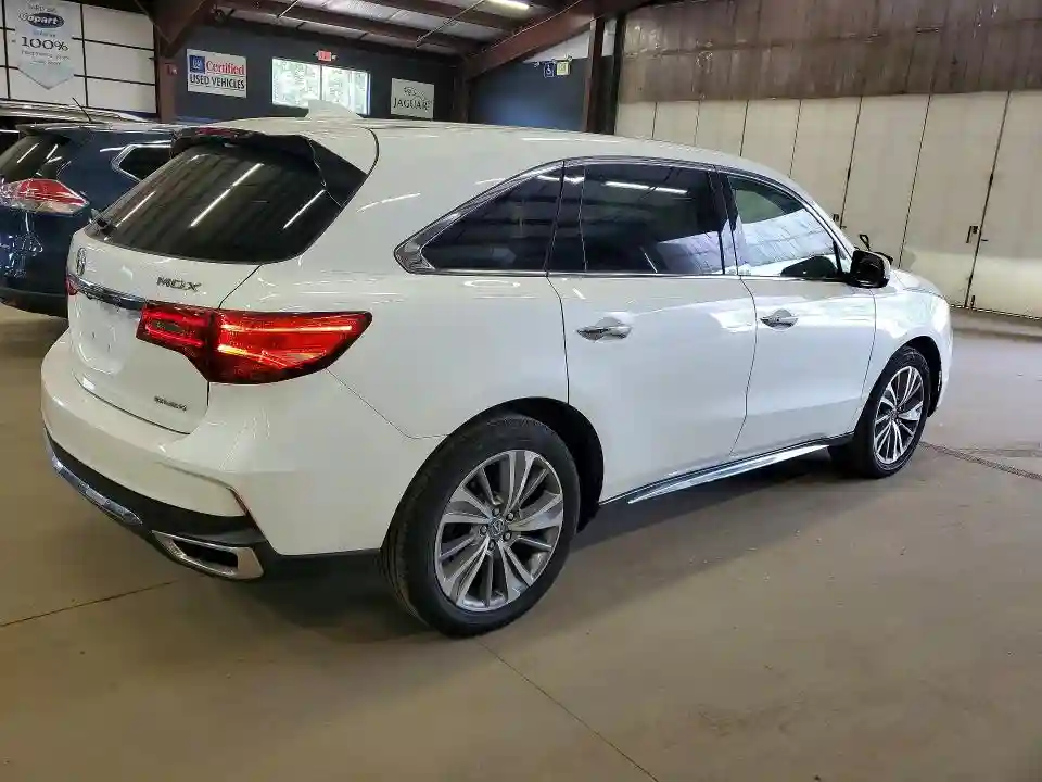 5J8YD4H57JL028832 2018 ACURA MDX-2