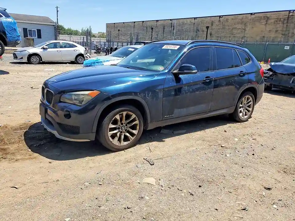 WBAVL1C59FVY28941 2015 BMW X1-0