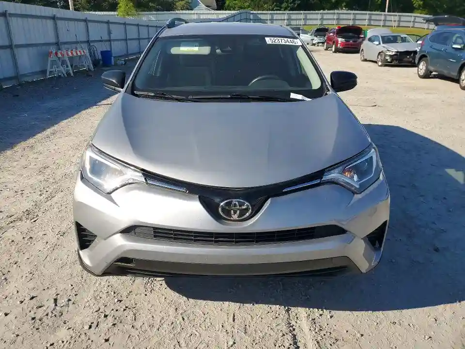 JTMZFREV5JD123303 2018 TOYOTA RAV4-4