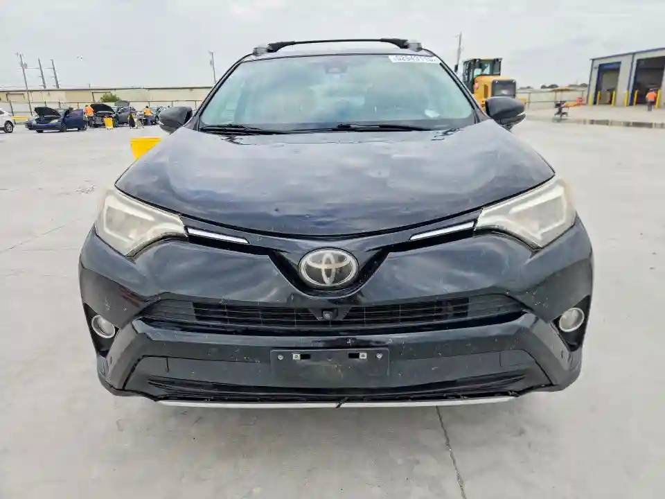 2T3DFREV1JW772089 2018 TOYOTA RAV4-4