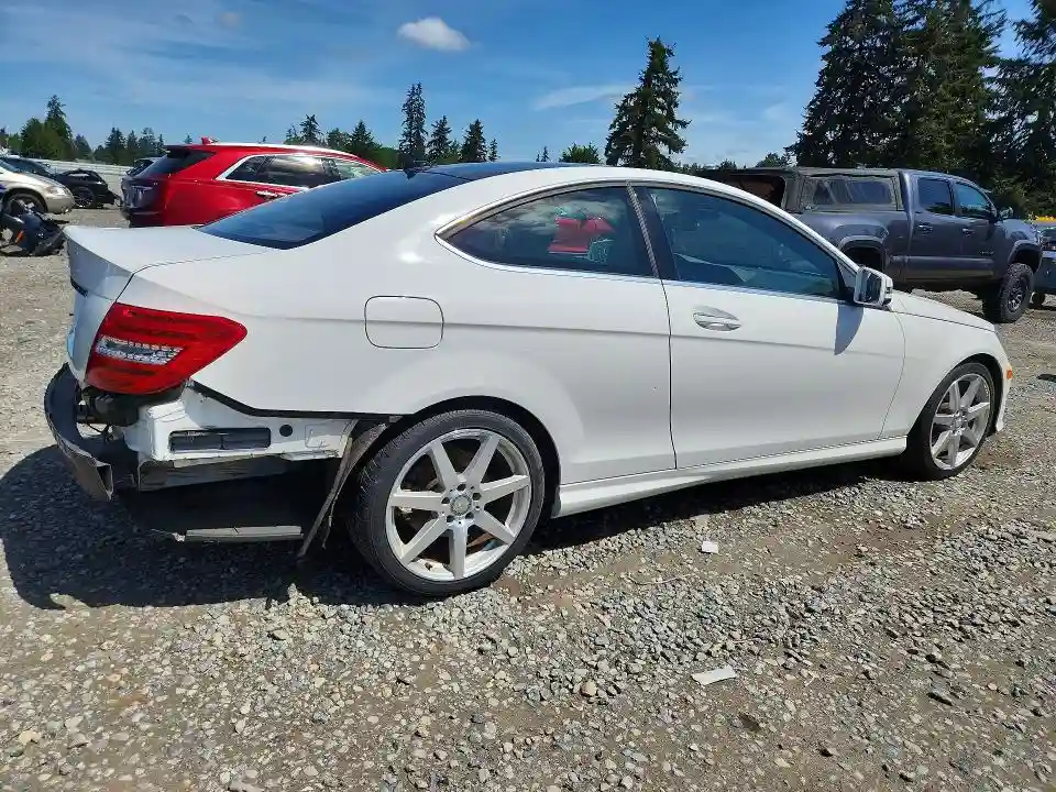 WDDGJ4HB8FG421012 2015 MERCEDES-BENZ C-CLASS-2