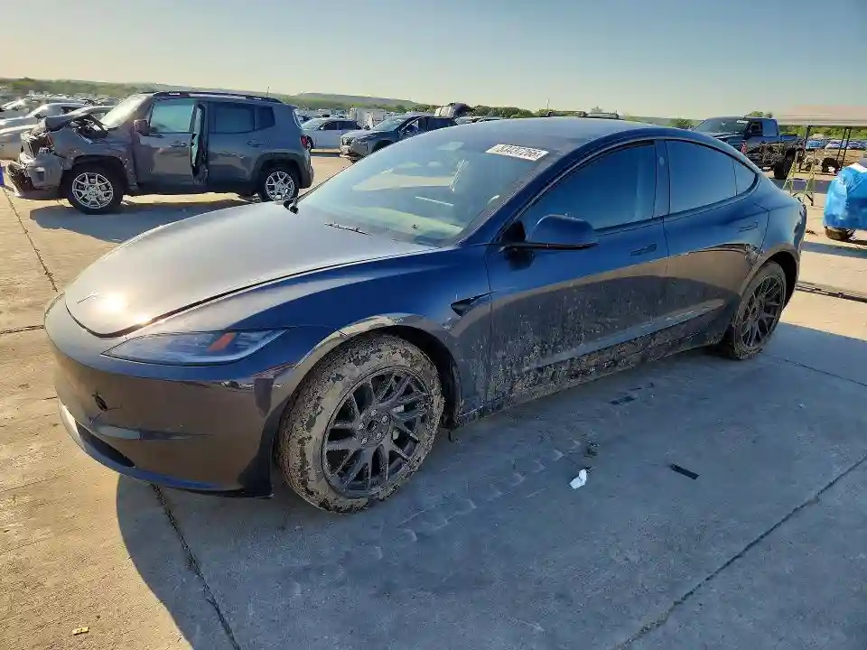 5YJ3E1EA0RF872134 2024 TESLA MODEL 3-0