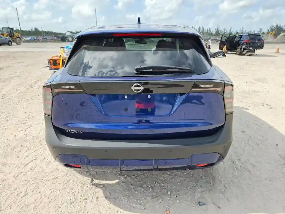3N8AP6CA7SL303469 2025 NISSAN KICKS-5
