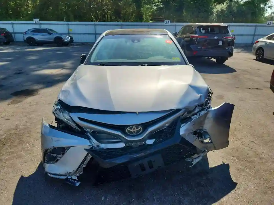 4T1B61HK4KU736398 2019 TOYOTA CAMRY-4