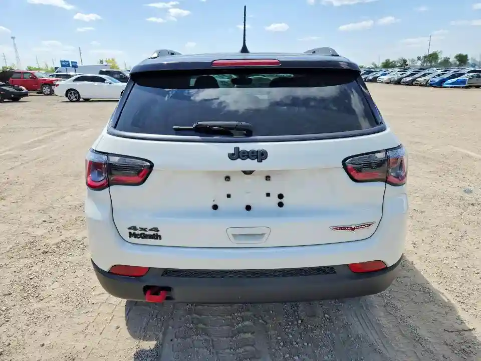 3C4NJDDBXLT238581 2020 JEEP COMPASS-5
