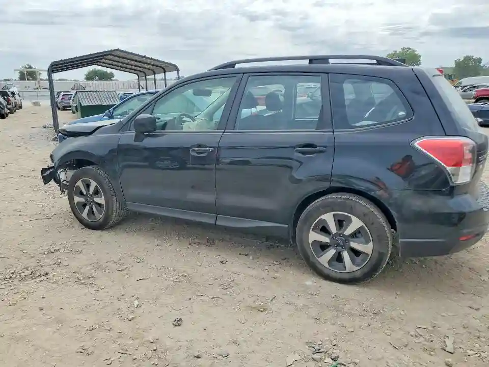 JF2SJABC2HH576061 2017 SUBARU FORESTER-1