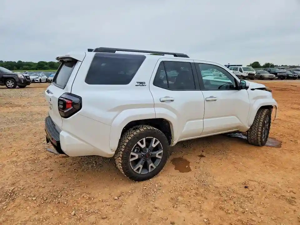 JTEVA5AR0S5005178 2025 TOYOTA 4RUNNER-2