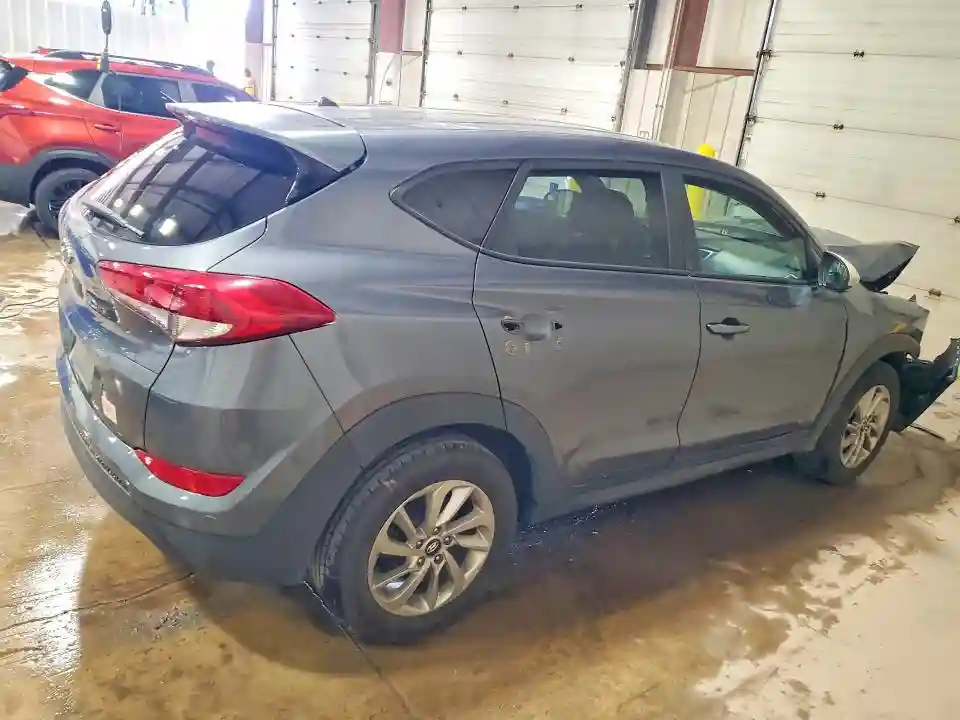 KM8J23A4XJU611130 2018 HYUNDAI TUCSON-2