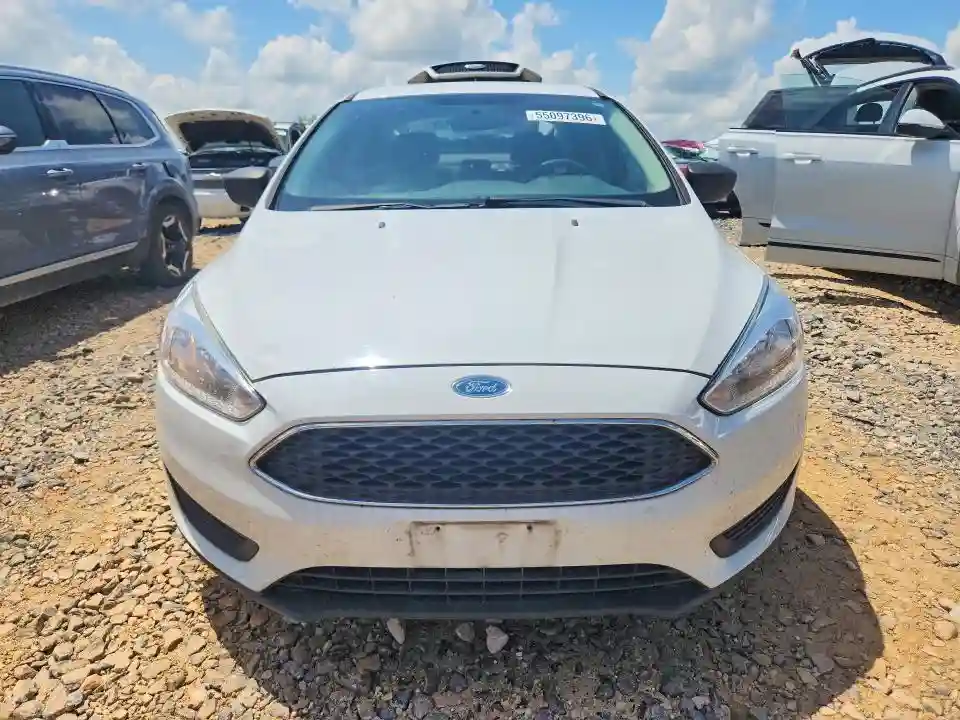 1FADP3E23JL287154 2018 FORD FOCUS-4
