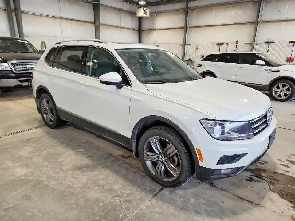 3VV2B7AX9LM058568 2020 VOLKSWAGEN TIGUAN-3