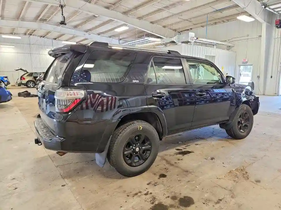 JTEMU5JRXR6282198 2024 TOYOTA 4RUNNER-2