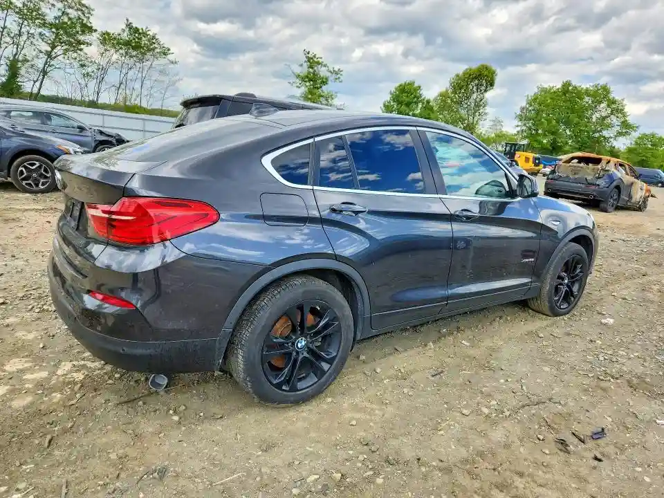 5UXXW3C50F0M88380 2015 BMW X4-2