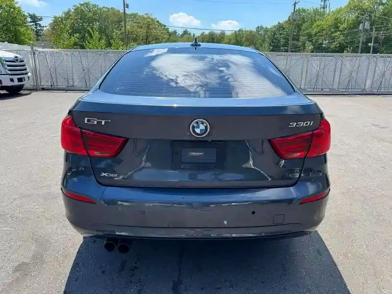 WBA8Z9C51JB220190 2018 BMW 3 SERIES-4