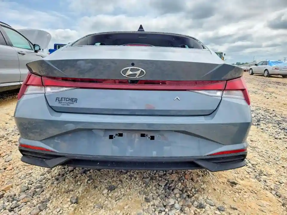 KMHLM4AG4NU285107 2022 HYUNDAI ELANTRA-5