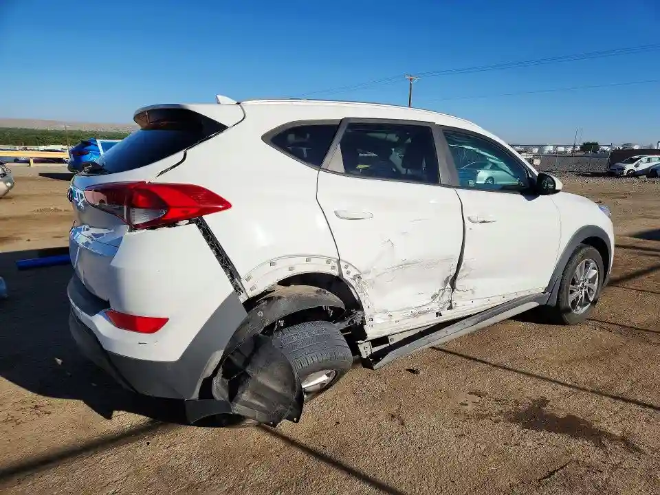 KM8J33A45JU743547 2018 HYUNDAI TUCSON-2